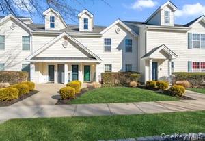 138 Brattle Circle, Melville, NY 11747