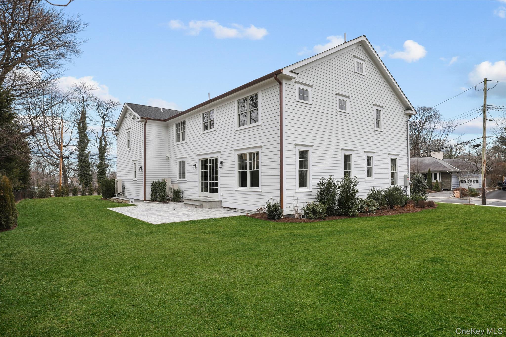 1 Hobart Street, Bronxville, NY 10708