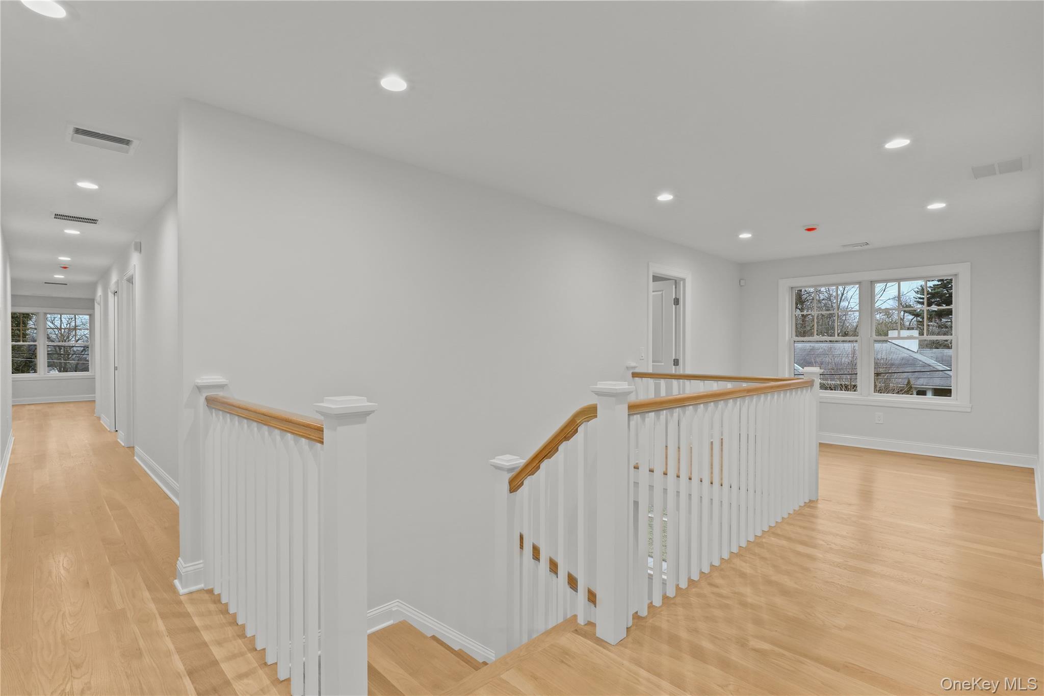 1 Hobart Street, Bronxville, NY 10708