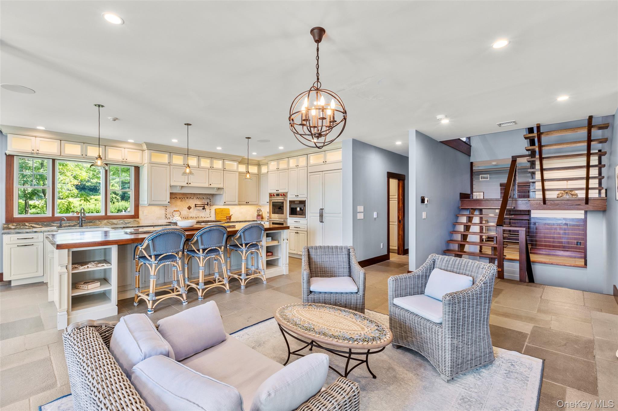 16 Old Field Woods Road, Setauket, NY 11733