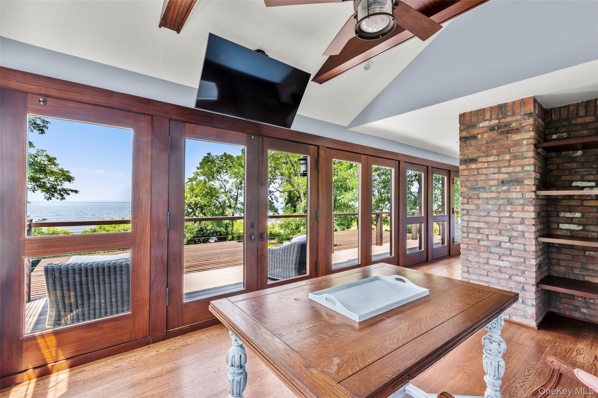 16 Old Field Woods Road, Setauket, NY 11733