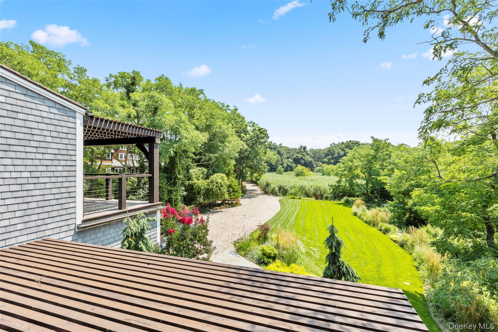 16 Old Field Woods Road, Setauket, NY 11733