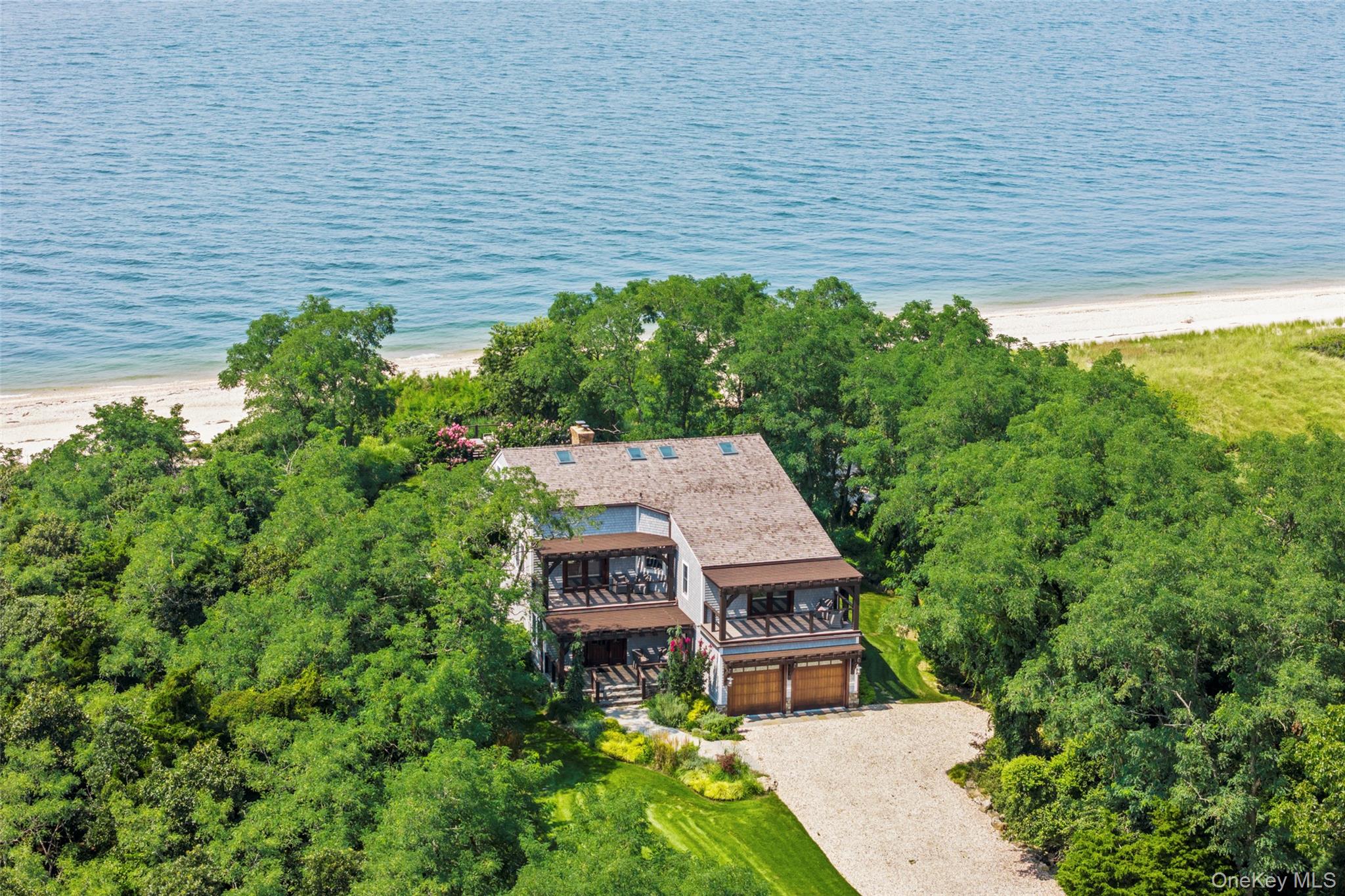 16 Old Field Woods Road, Setauket, NY 11733