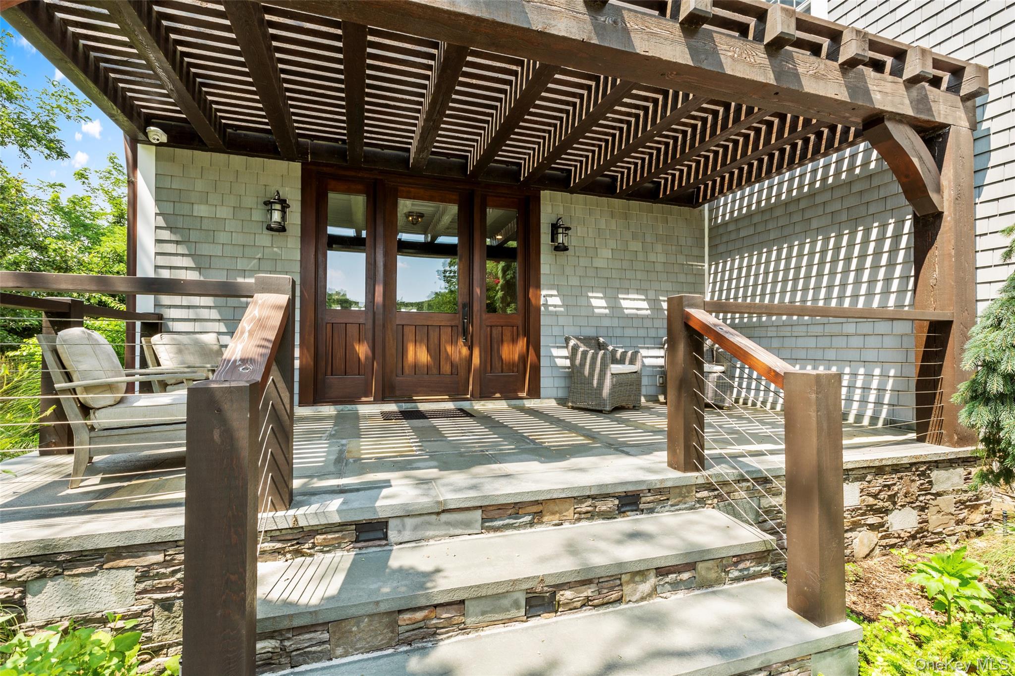 16 Old Field Woods Road, Setauket, NY 11733