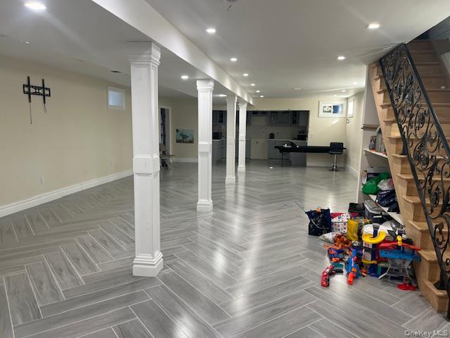 107 E Fairview Avenue, Valley Stream, NY 11580