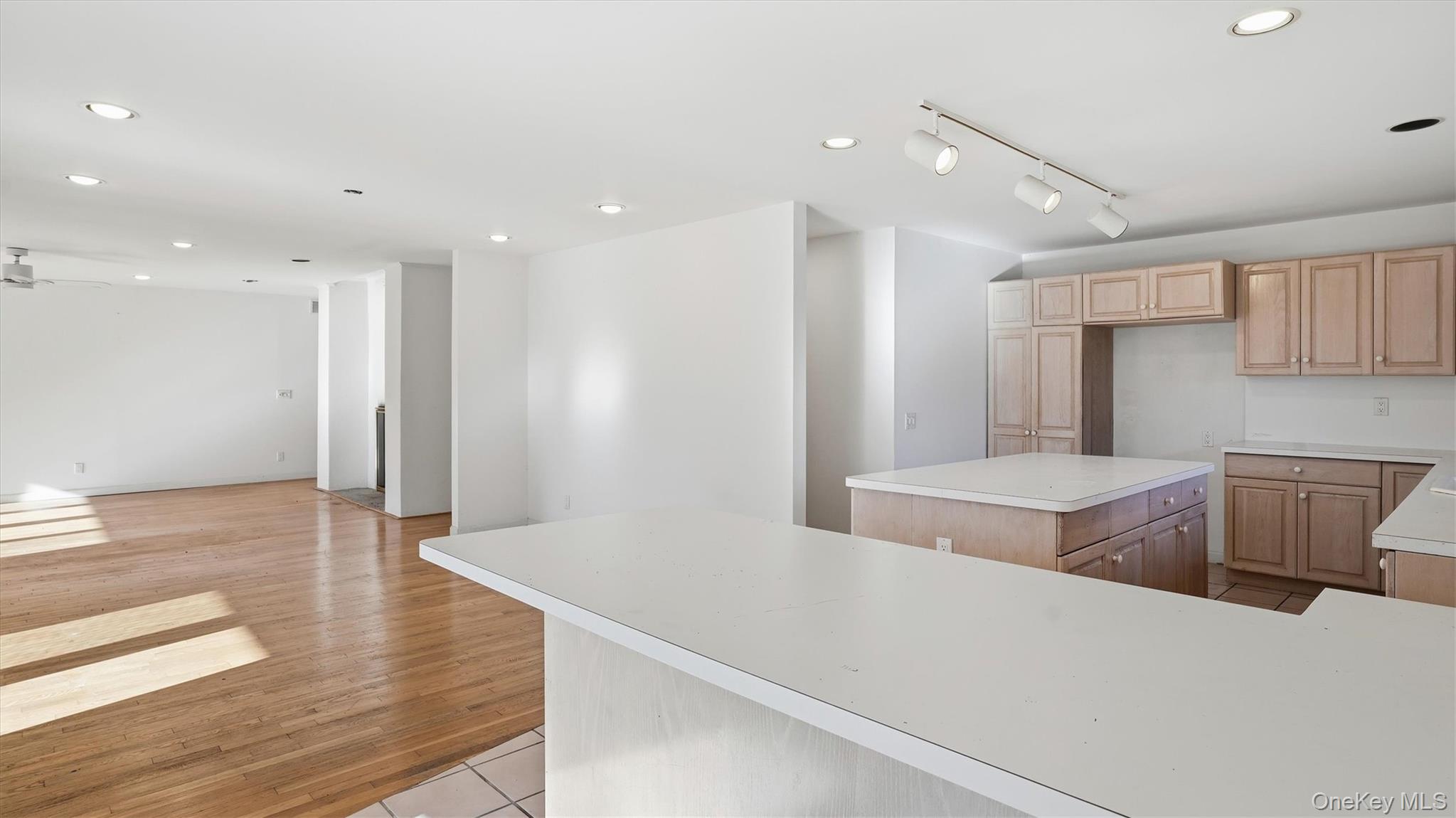 103 Middle Pond Road, Southampton, NY 11968