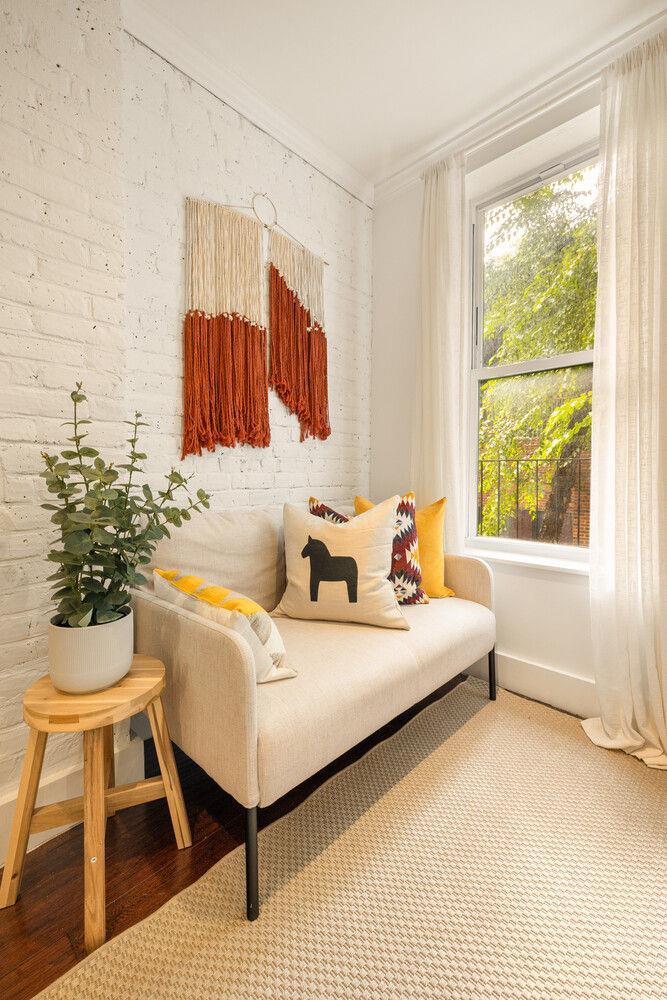 88 HORATIO Street # APT3B, New York (Manhattan), NY 10014