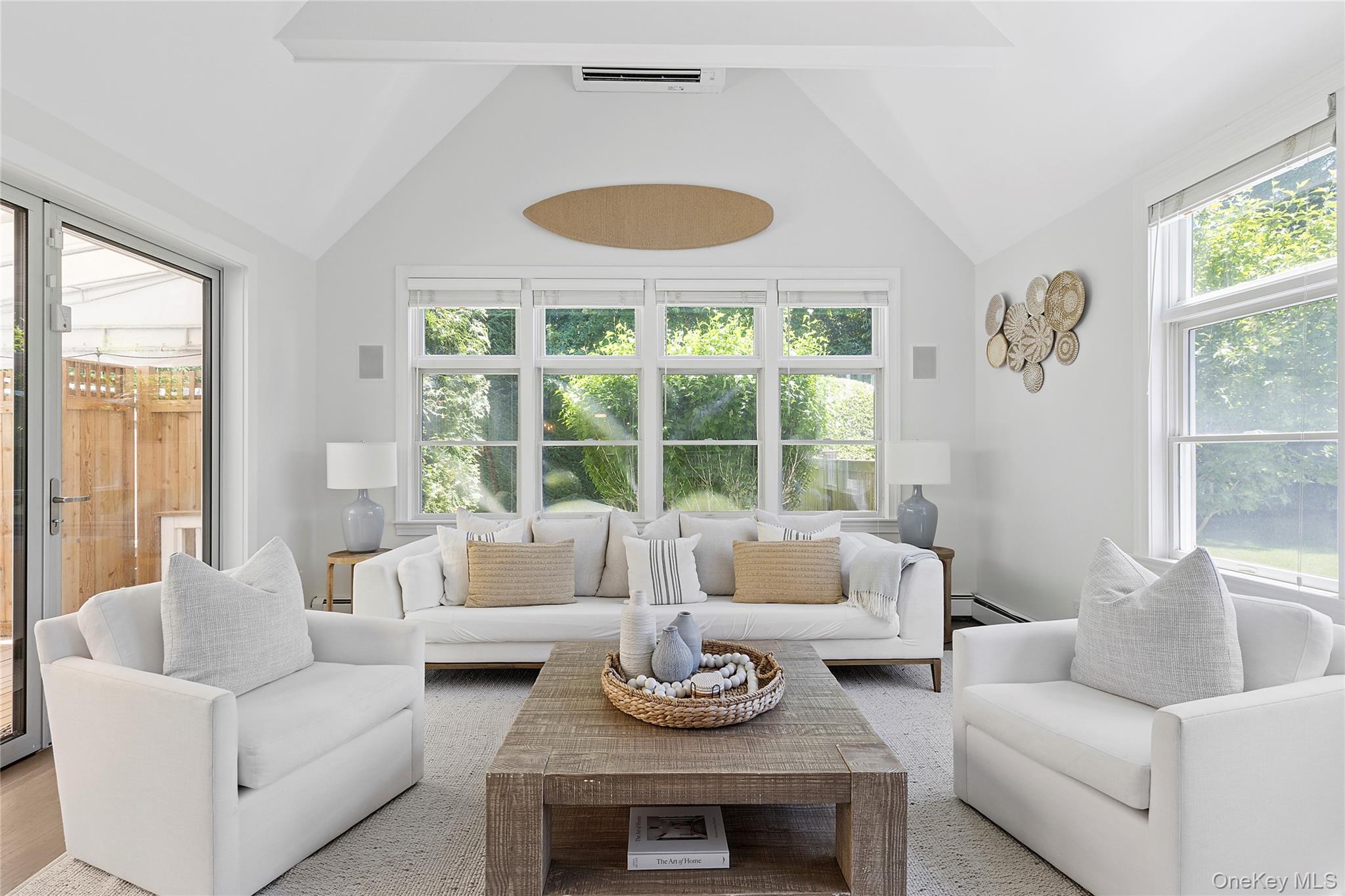 31 Highland Road, Southampton, NY 11968