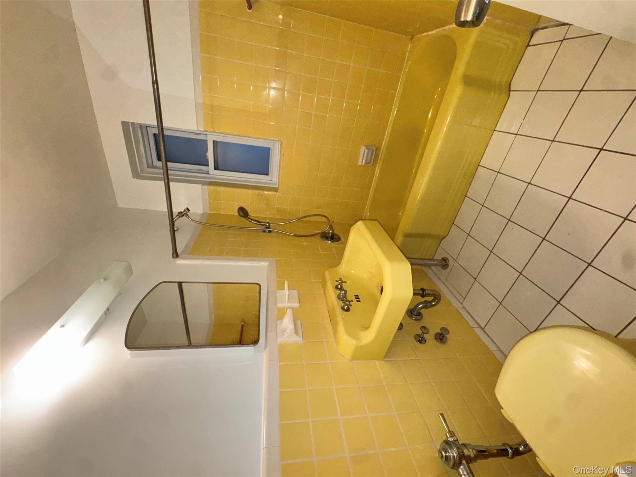 43 Bronx River Road # 6c, Yonkers, NY 10704