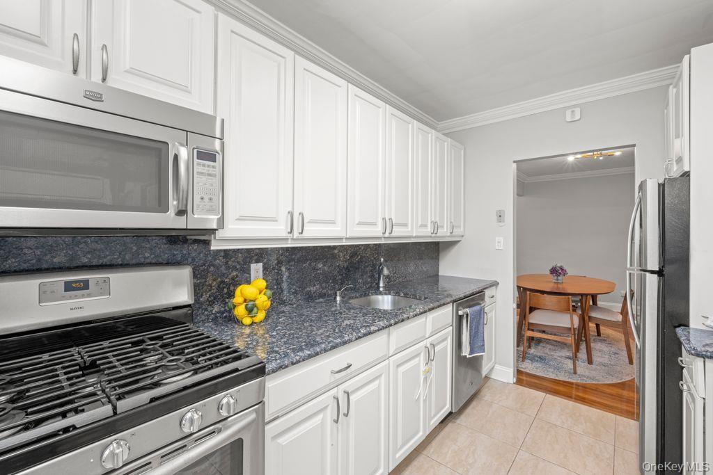 9201 Shore Road # A505, Brooklyn, NY 11209