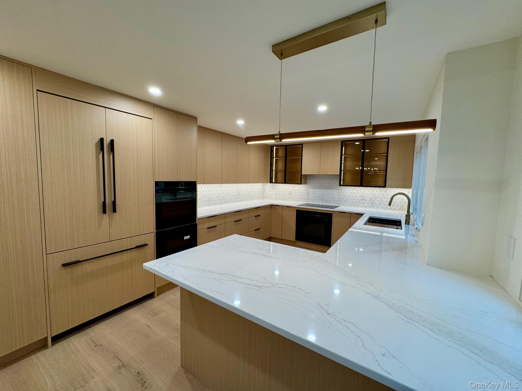 17 Heather Drive, Remsenburg, NY 11960