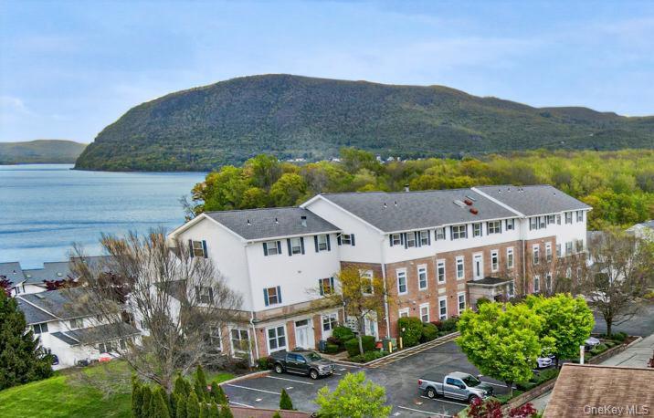 117 Sandpiper Lane # 1B, New Windsor, NY 12553