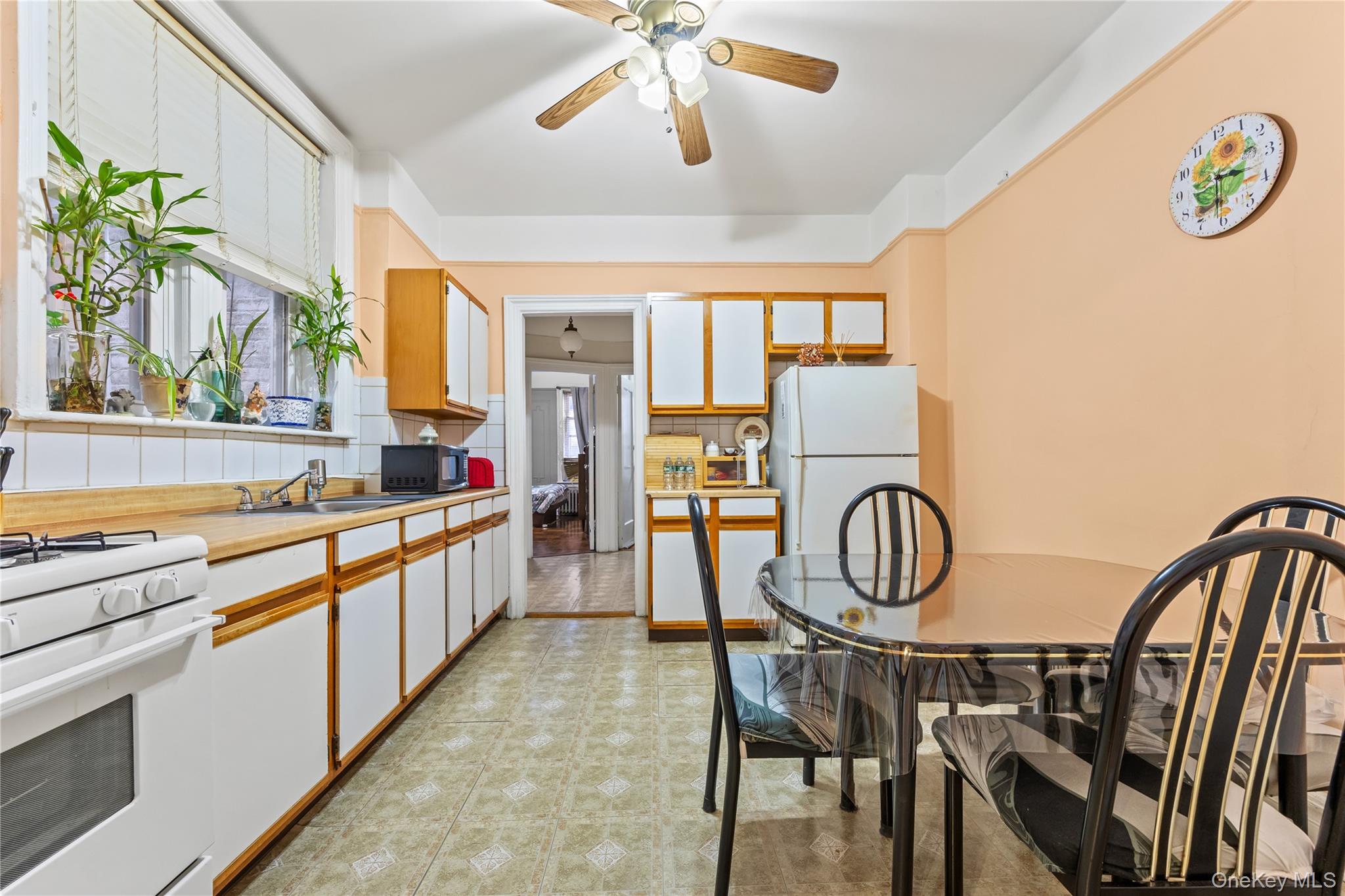 642 55th Street # 3, Brooklyn, NY 11220