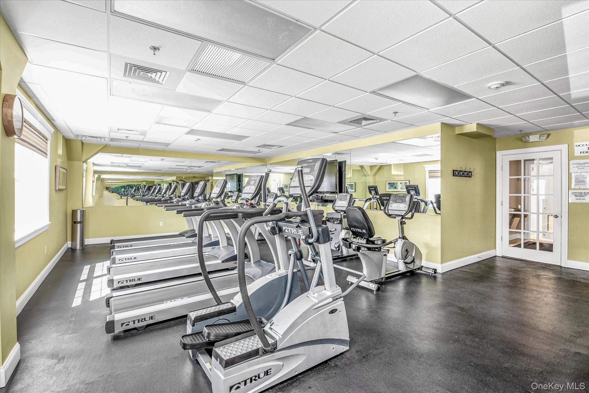 817 Willow Lane, Valley Stream, NY 11580