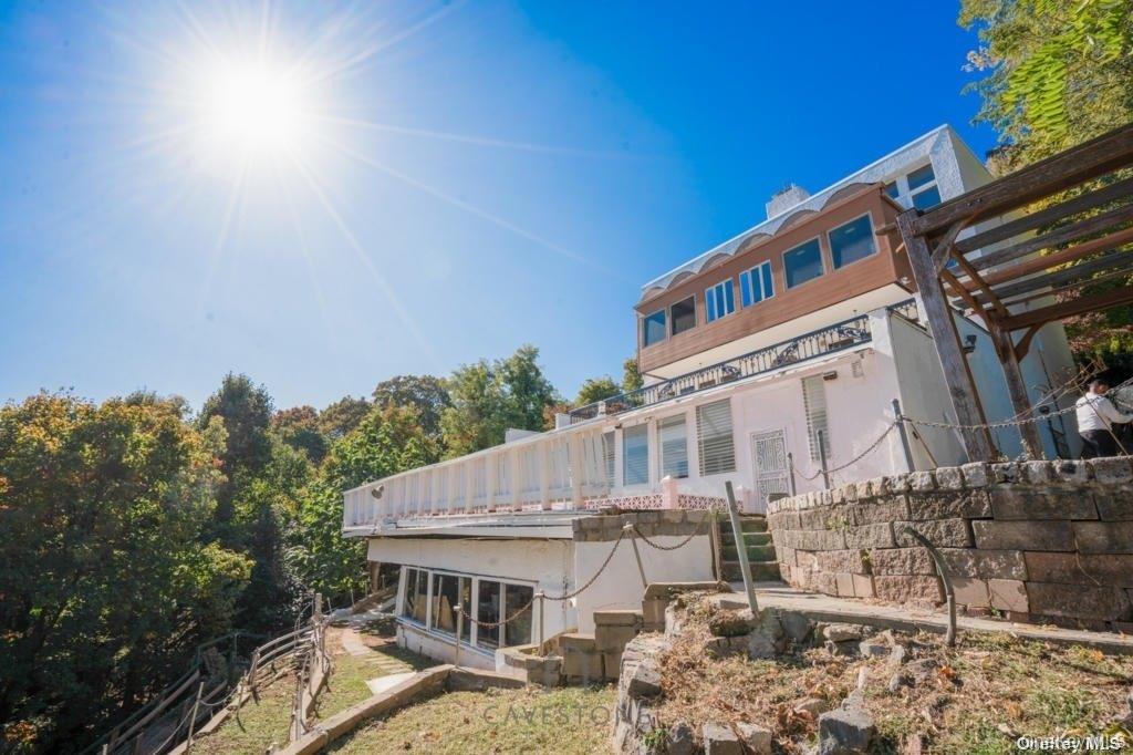 337 Howard Avenue, Staten Island, NY 10301