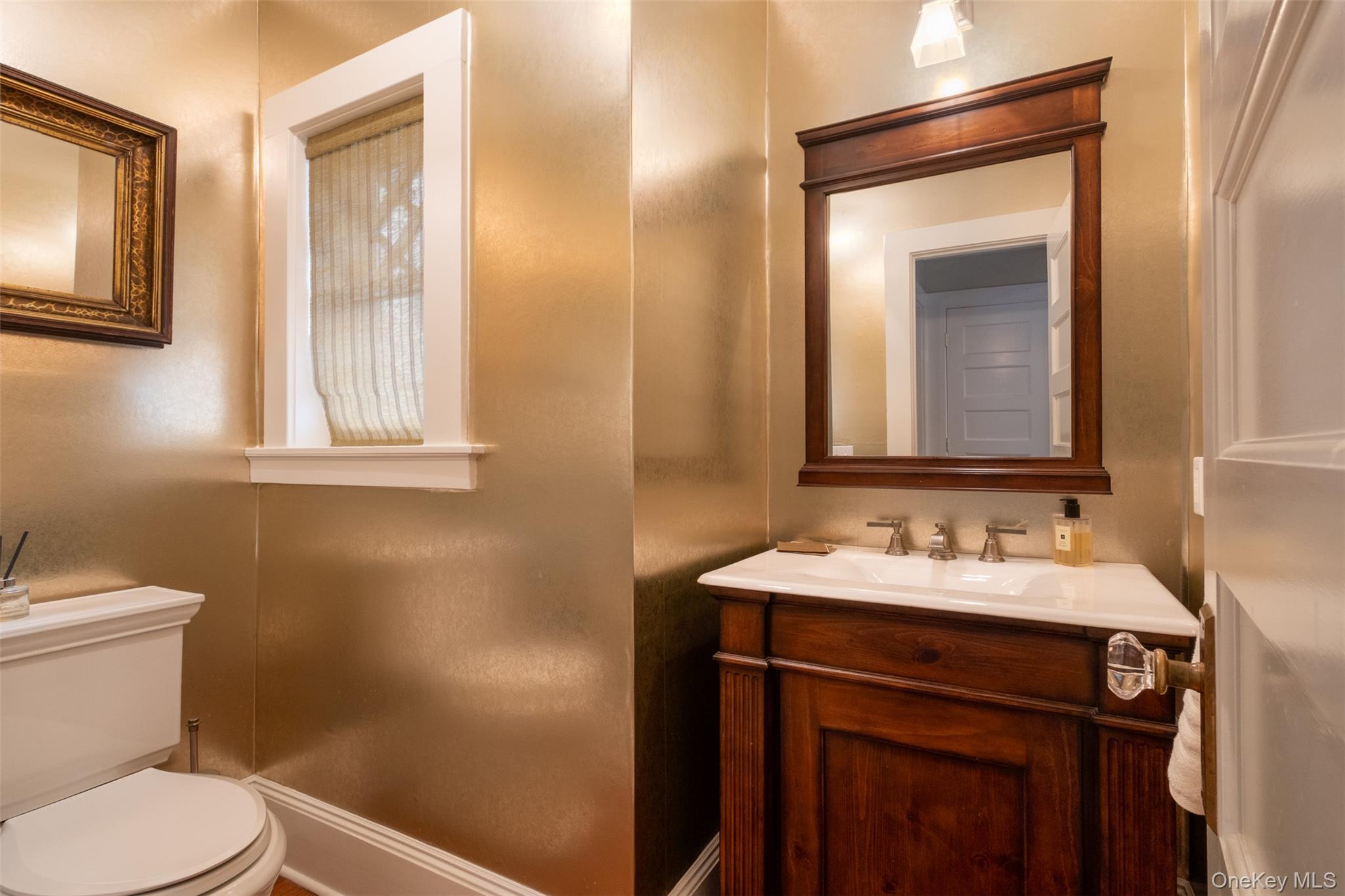 18 Vine Street, Bronxville, NY 10708