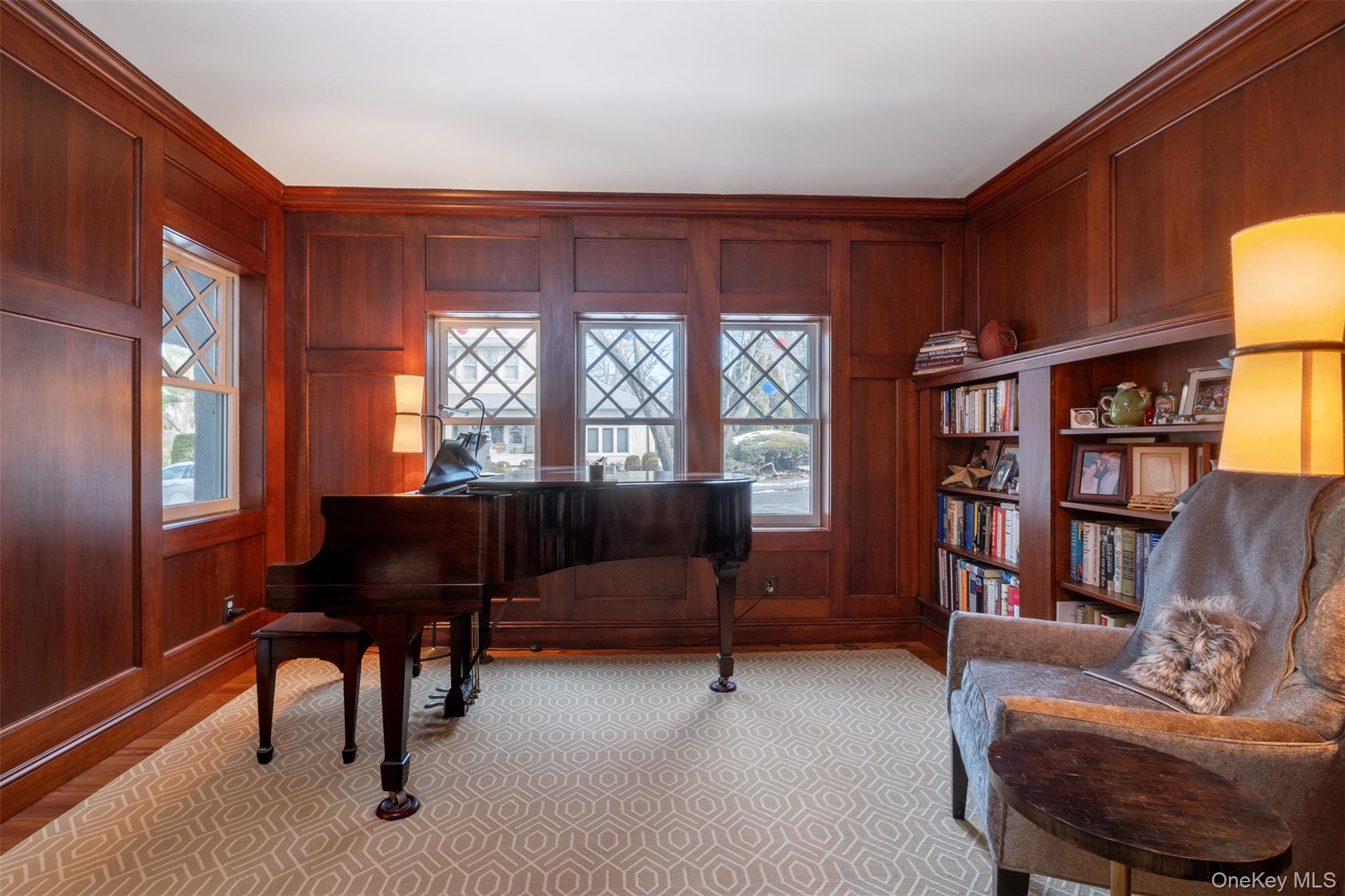 18 Vine Street, Bronxville, NY 10708