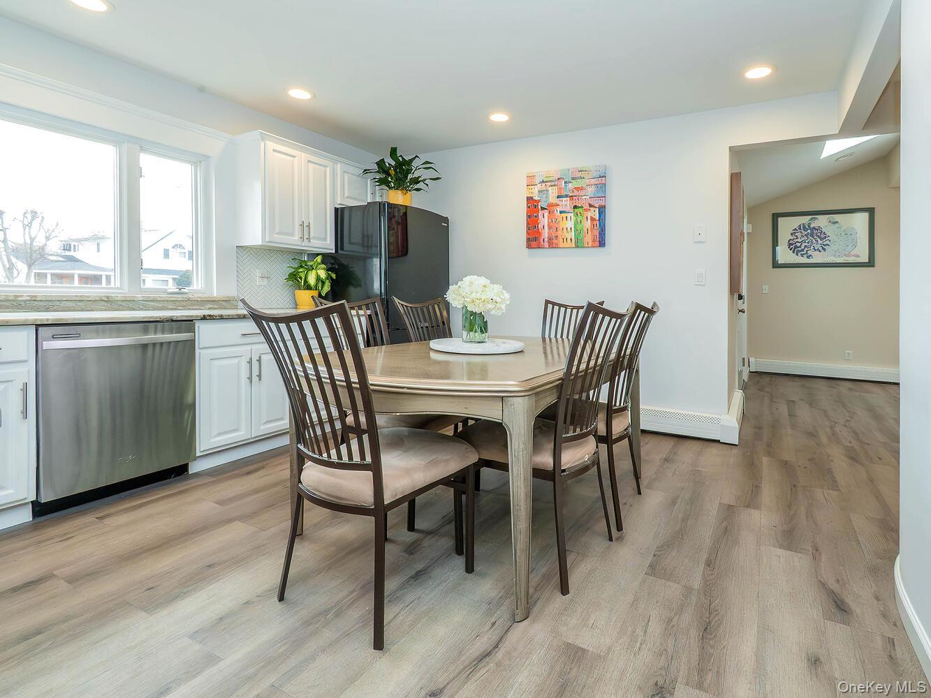 24 Glow Lane, Hicksville, NY 11801