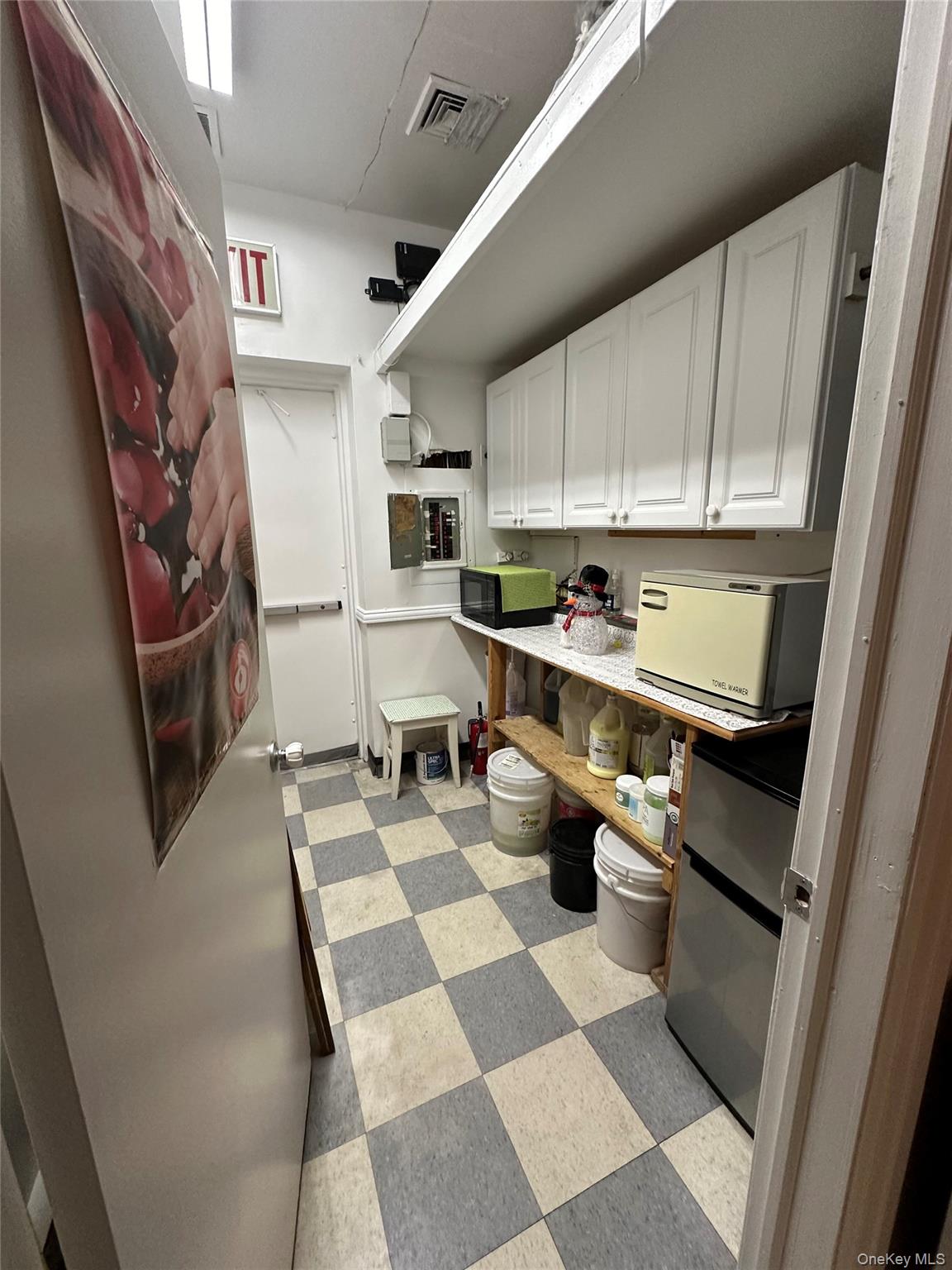 120 Jackson Avenue, Syosset, NY 11791