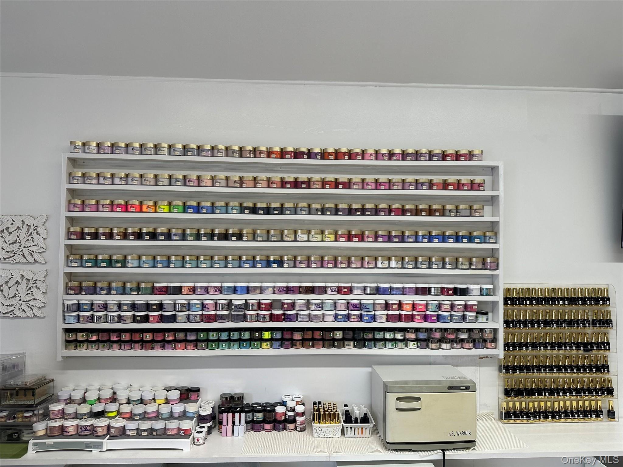 120 Jackson Avenue, Syosset, NY 11791