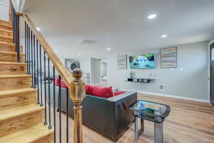 8 Carl Place # 4, New Windsor, NY 12553