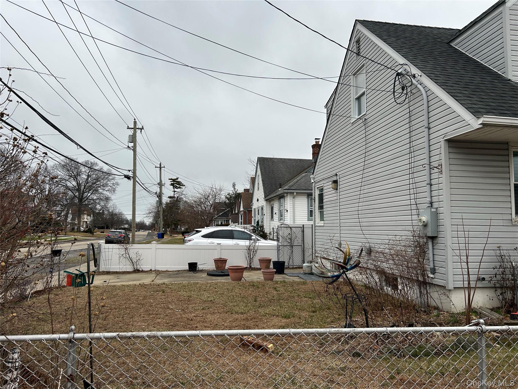 42 Princeton Street, Valley Stream, NY 11580