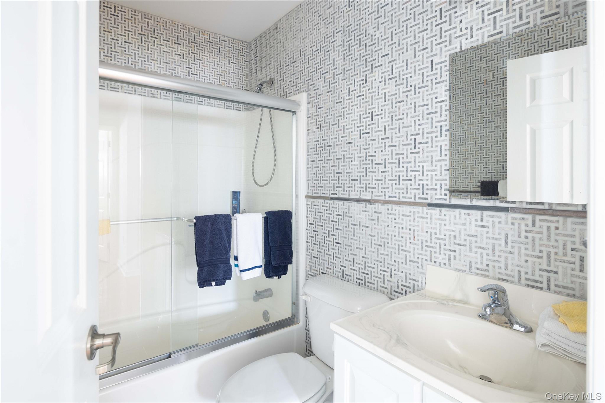 7 Washington Avenue, Montauk, NY 11954