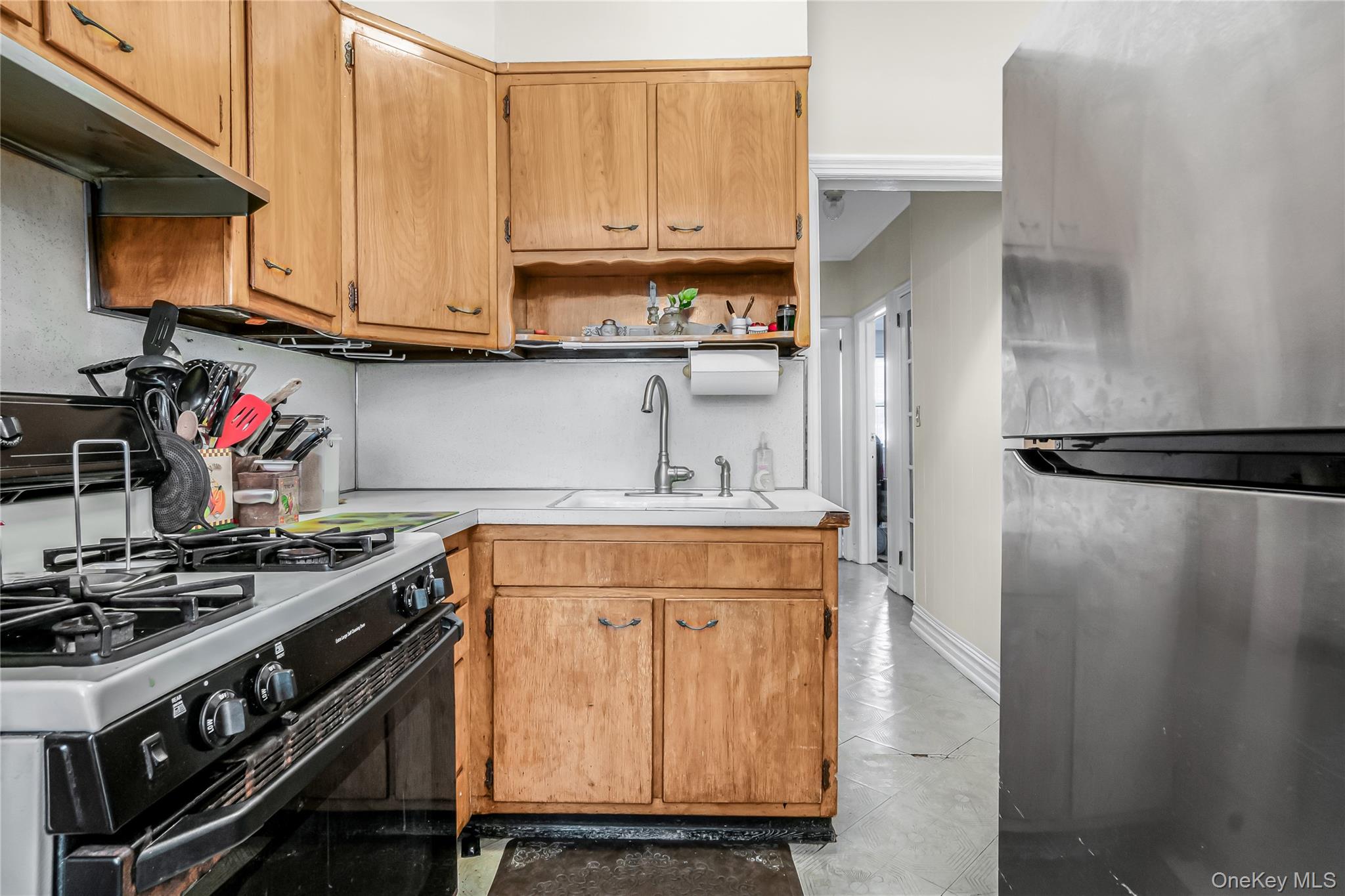 904 E 54th Street, Brooklyn, NY 11234