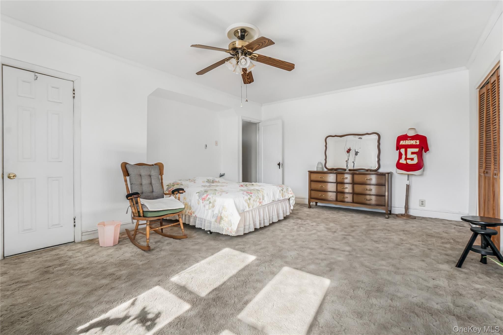 904 E 54th Street, Brooklyn, NY 11234