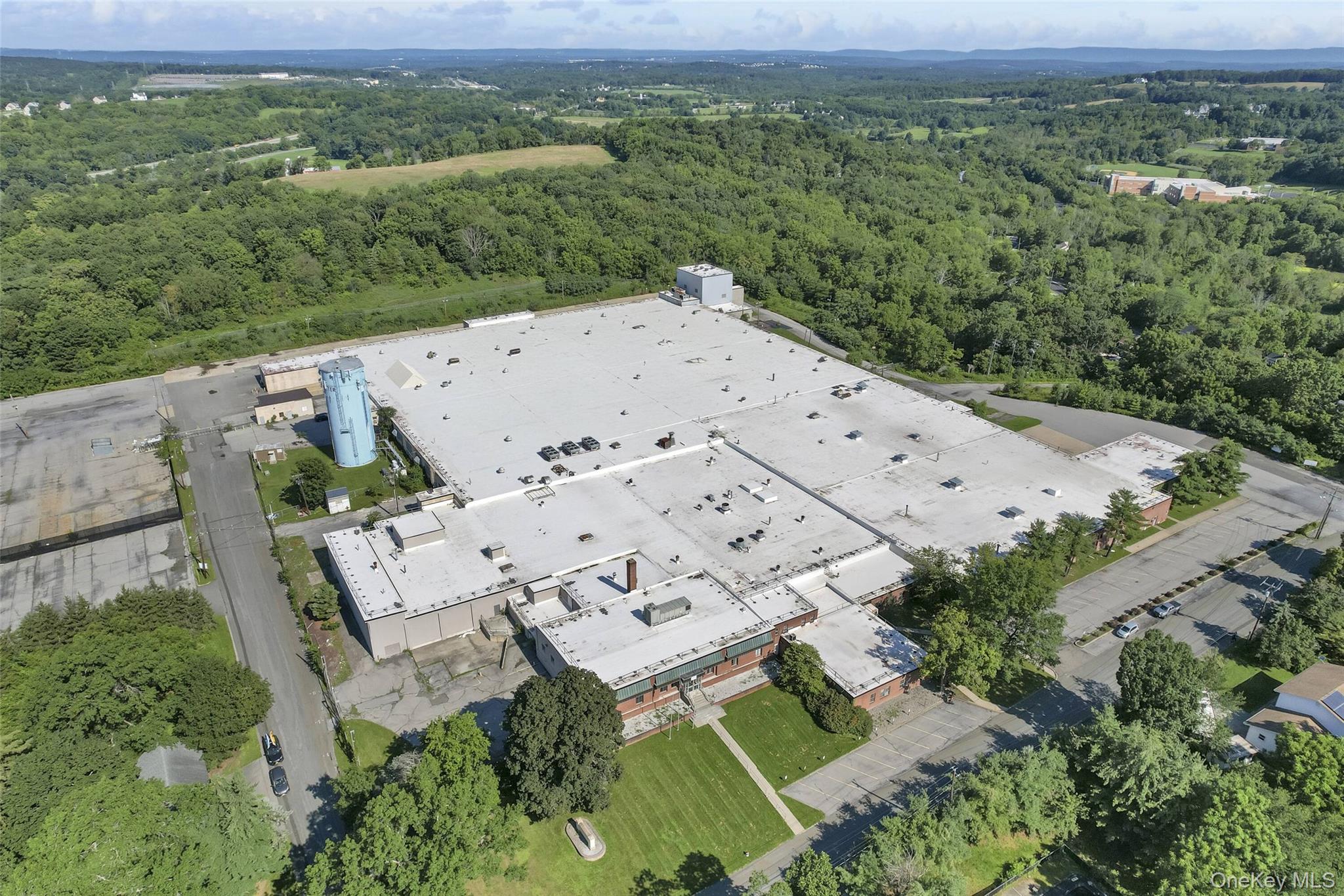 25 Oakland Avenue, Chester, NY 10918