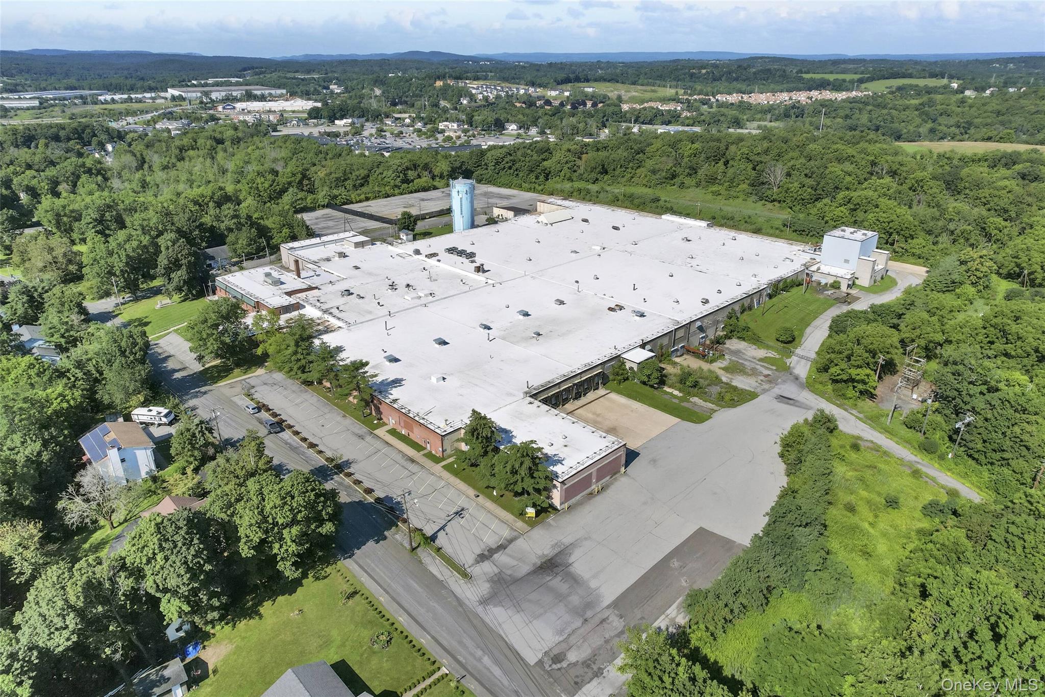 25 Oakland Avenue, Chester, NY 10918