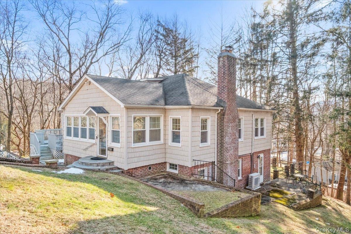 9 Crescent Hill Drive, Cortlandt Manor, NY 10567