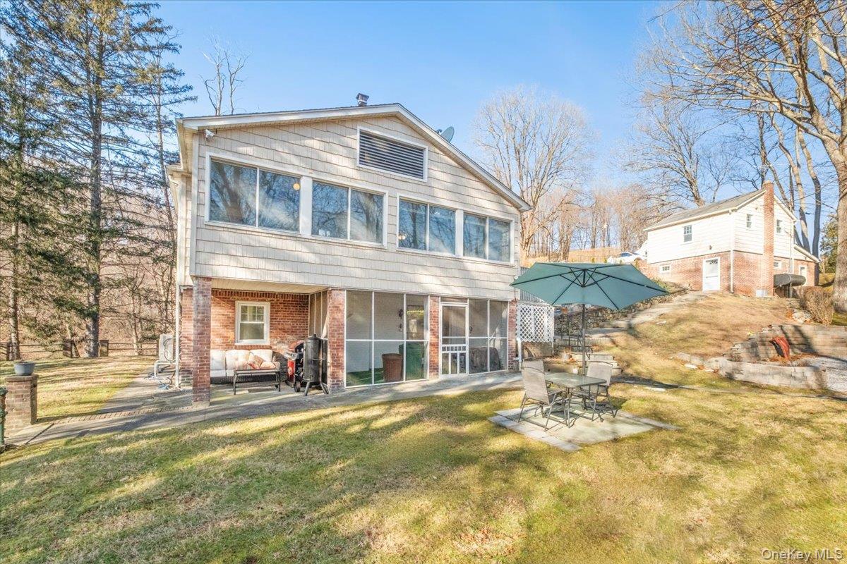 9 Crescent Hill Drive, Cortlandt Manor, NY 10567