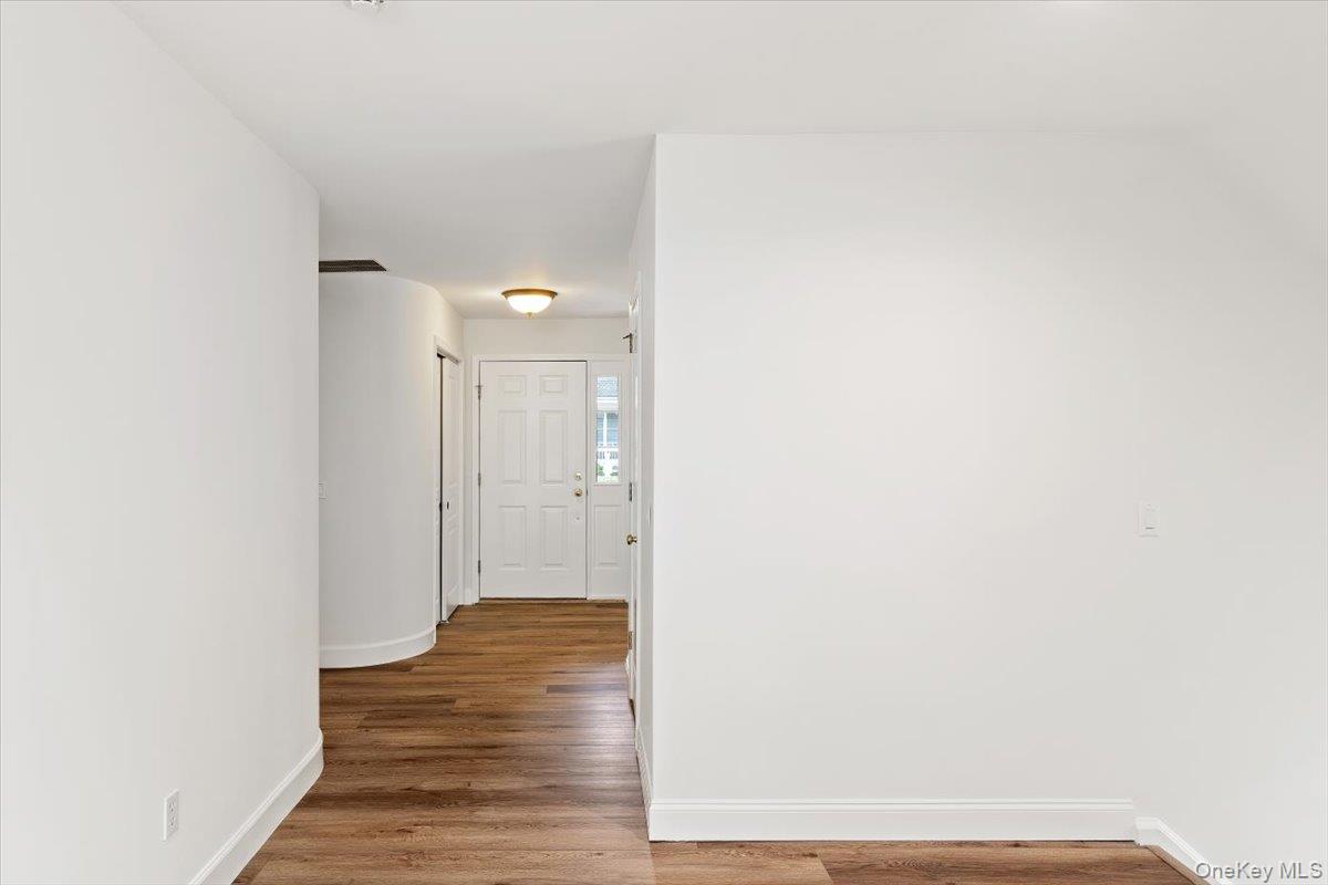 2 Winterberry Lane, Briarcliff Manor, NY 10510