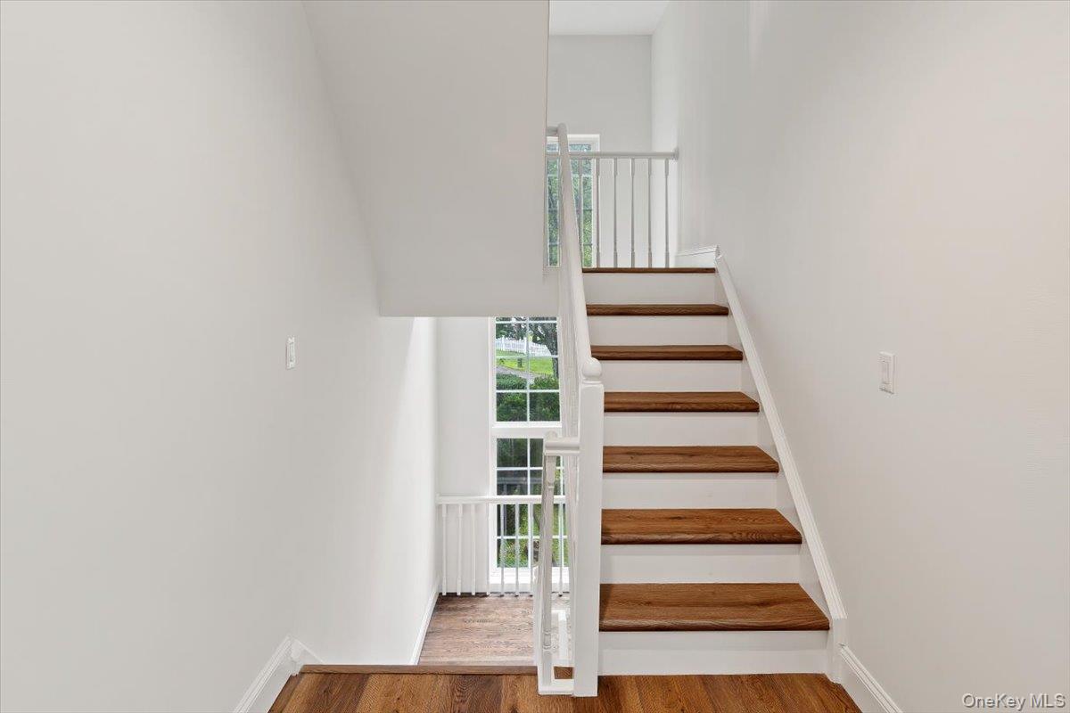 2 Winterberry Lane, Briarcliff Manor, NY 10510