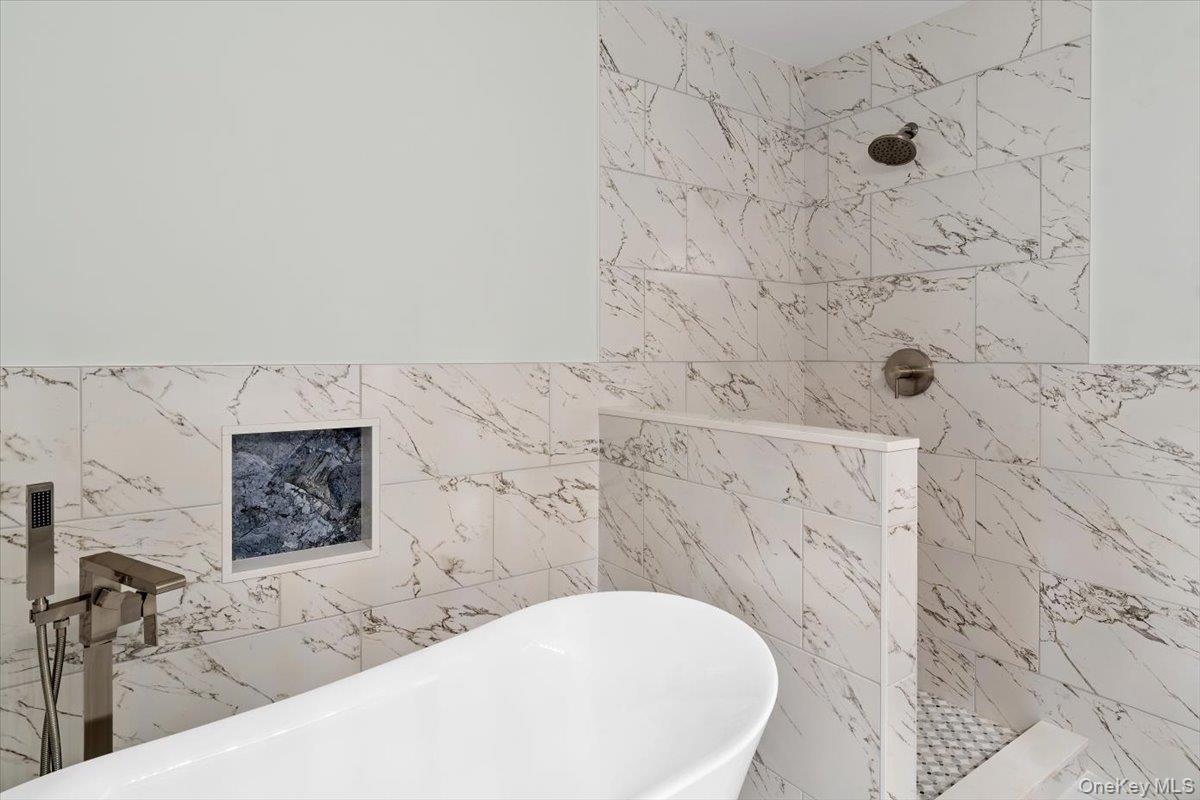 2 Winterberry Lane, Briarcliff Manor, NY 10510