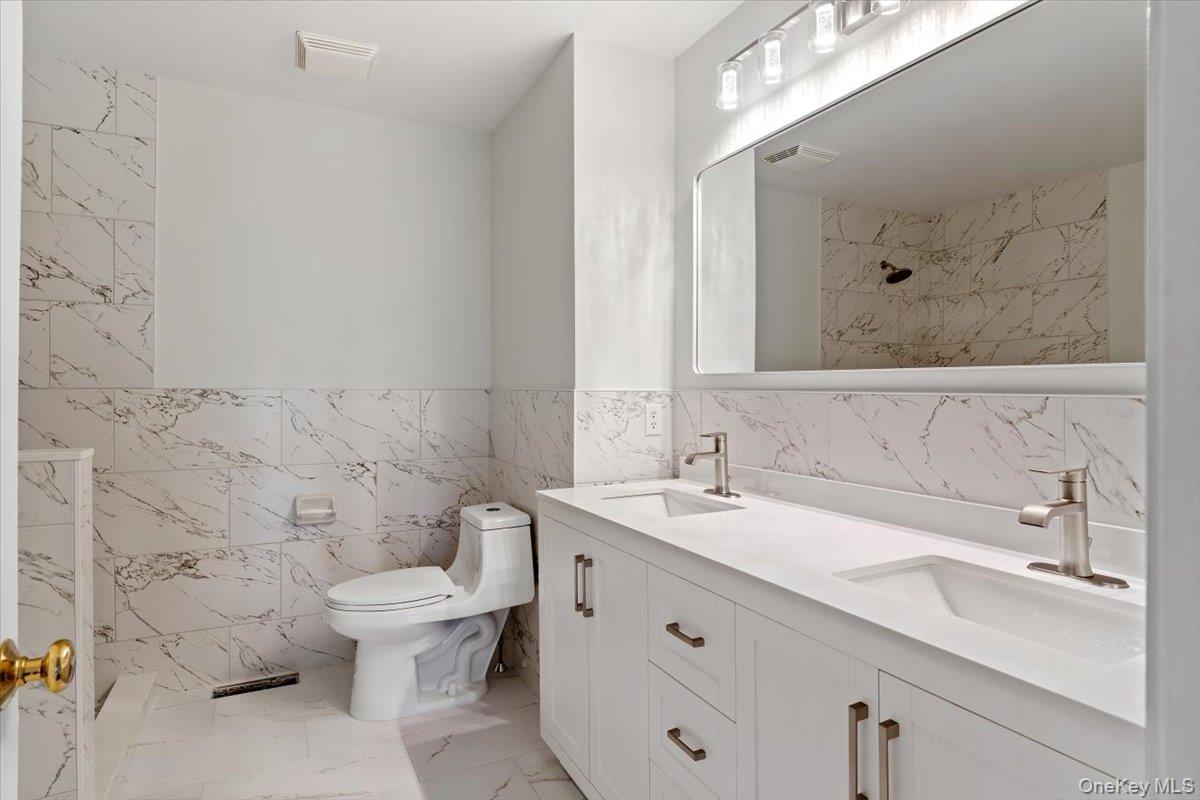 2 Winterberry Lane, Briarcliff Manor, NY 10510