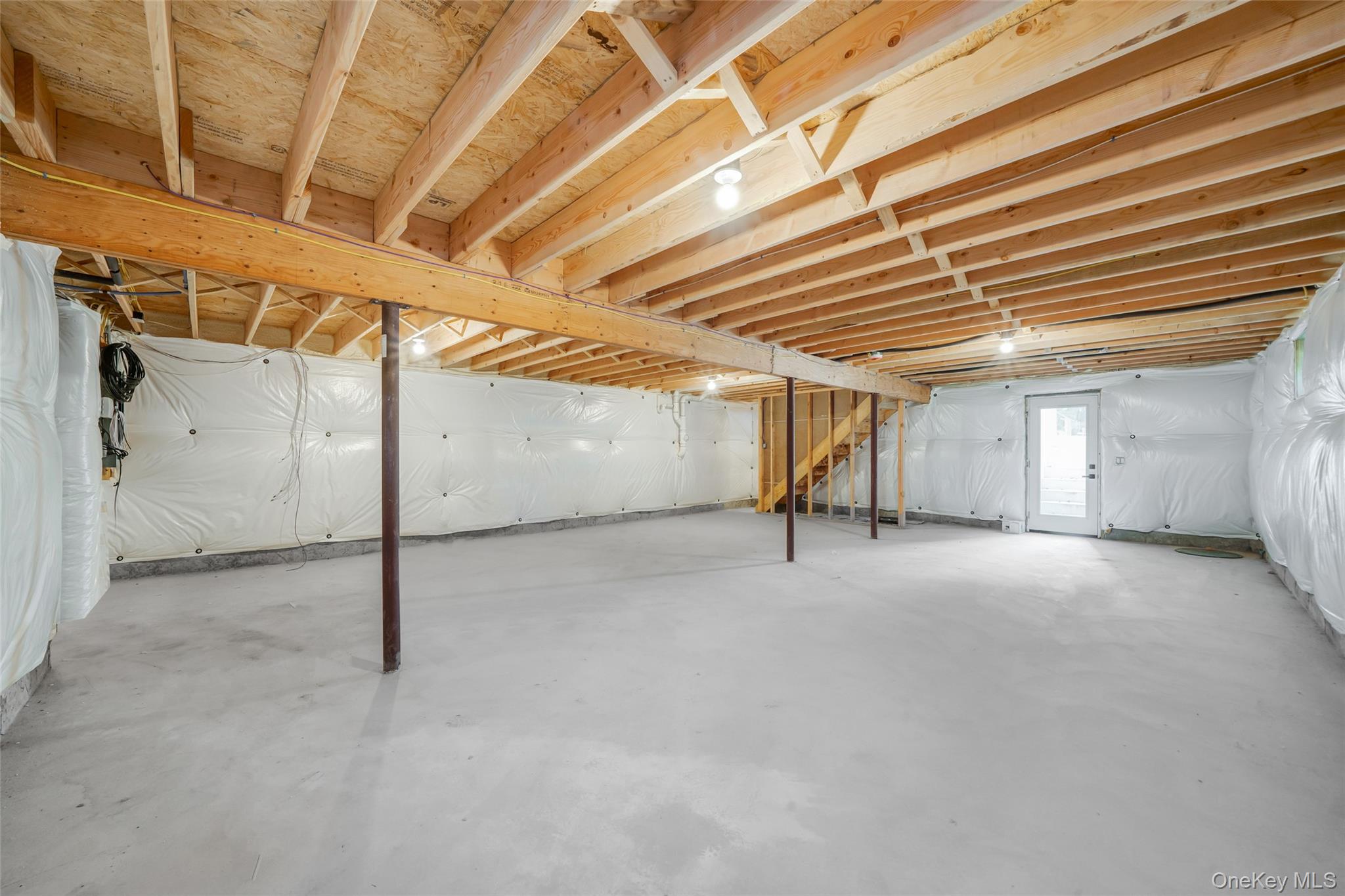 817 Pondview Road, Riverhead, NY 11901