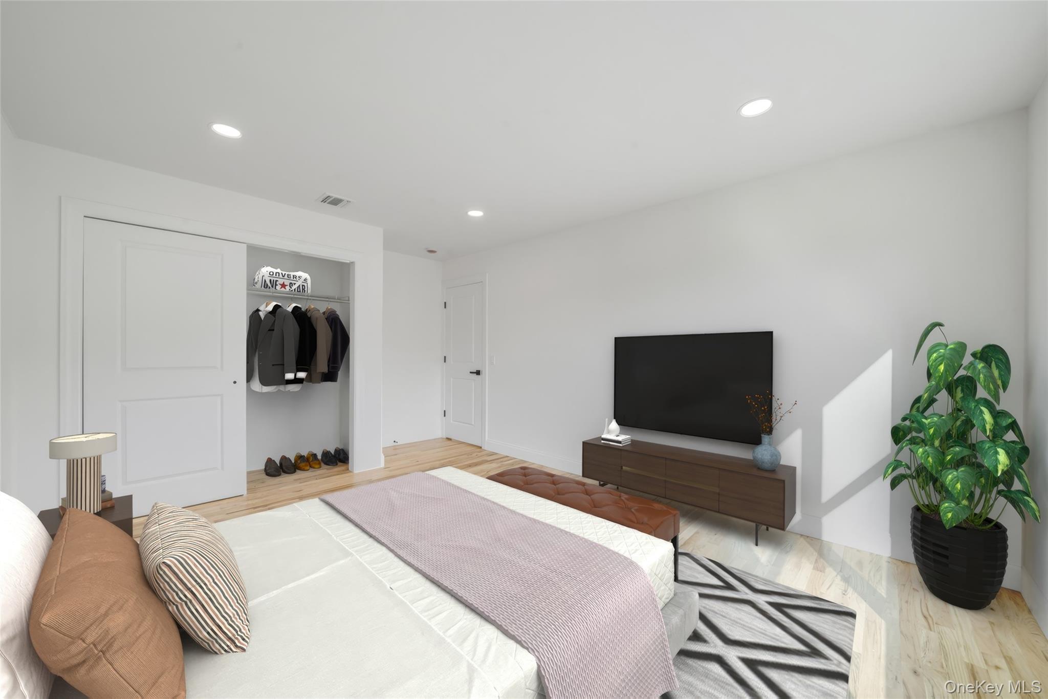 817 Pondview Road, Riverhead, NY 11901