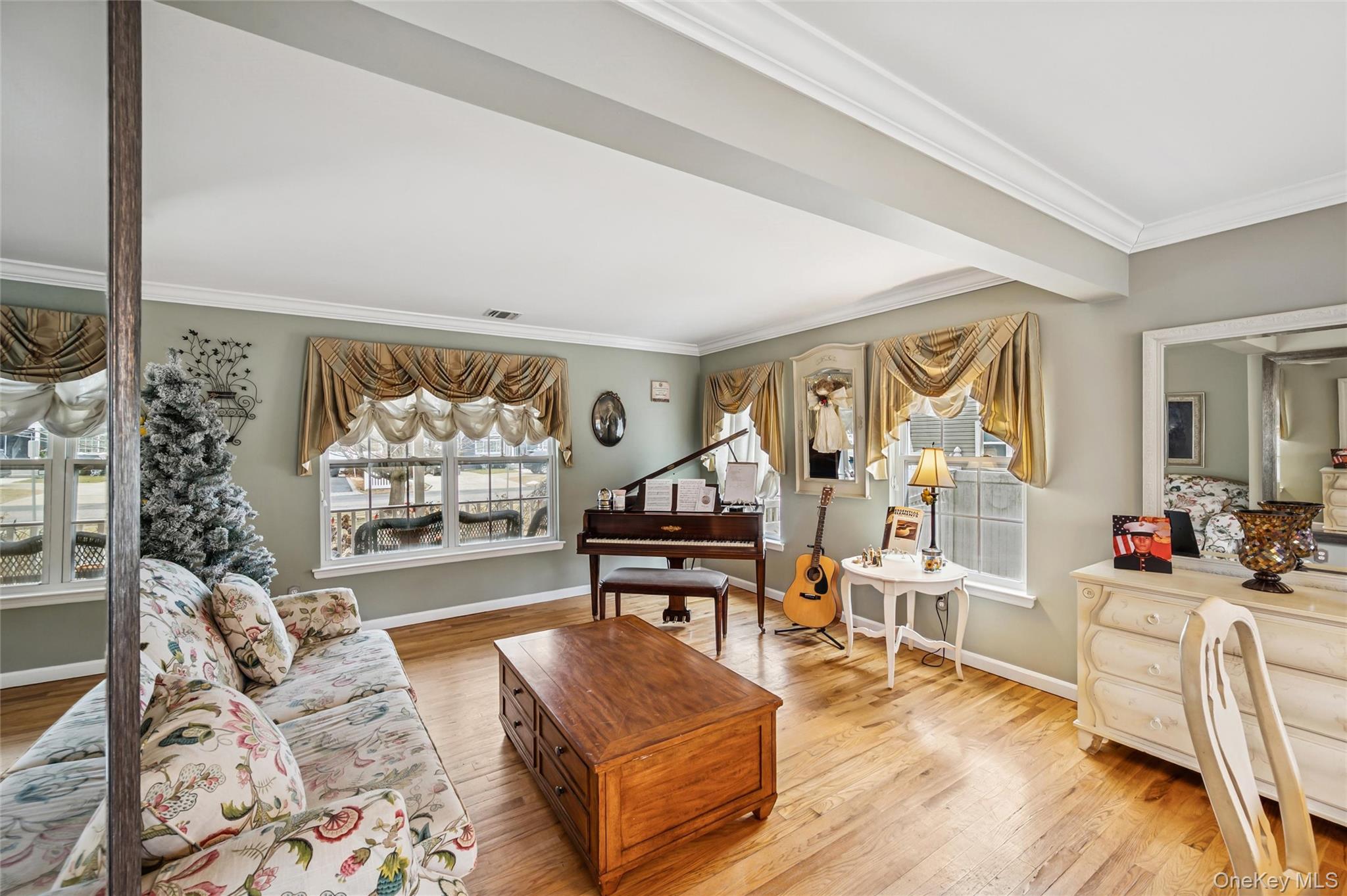 80 Fairview Avenue, Islip Terrace, NY 11752