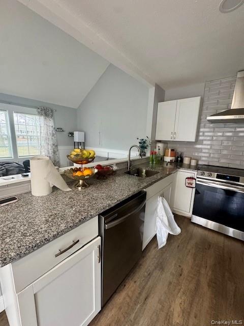 332 Commack Road, Shirley, NY 11967