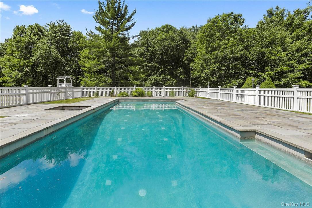 22 Long Meadow Road, Bedford, NY 10506