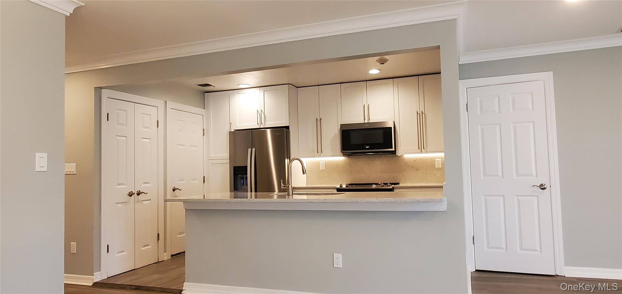 81 Secatogue Avenue # 37, Farmingdale, NY 11735