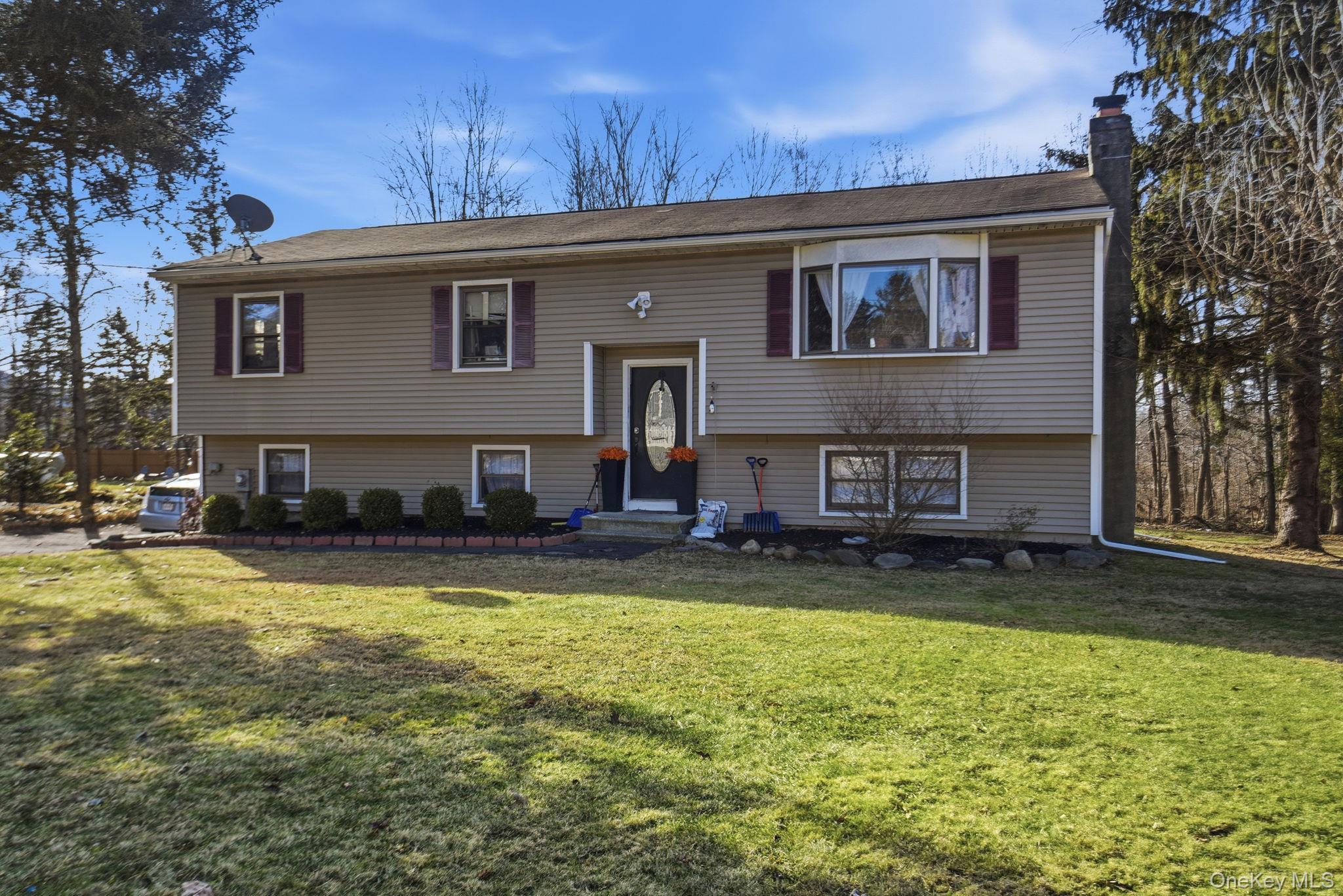 7 Magnolia Drive, Wappingers Falls, NY 12590