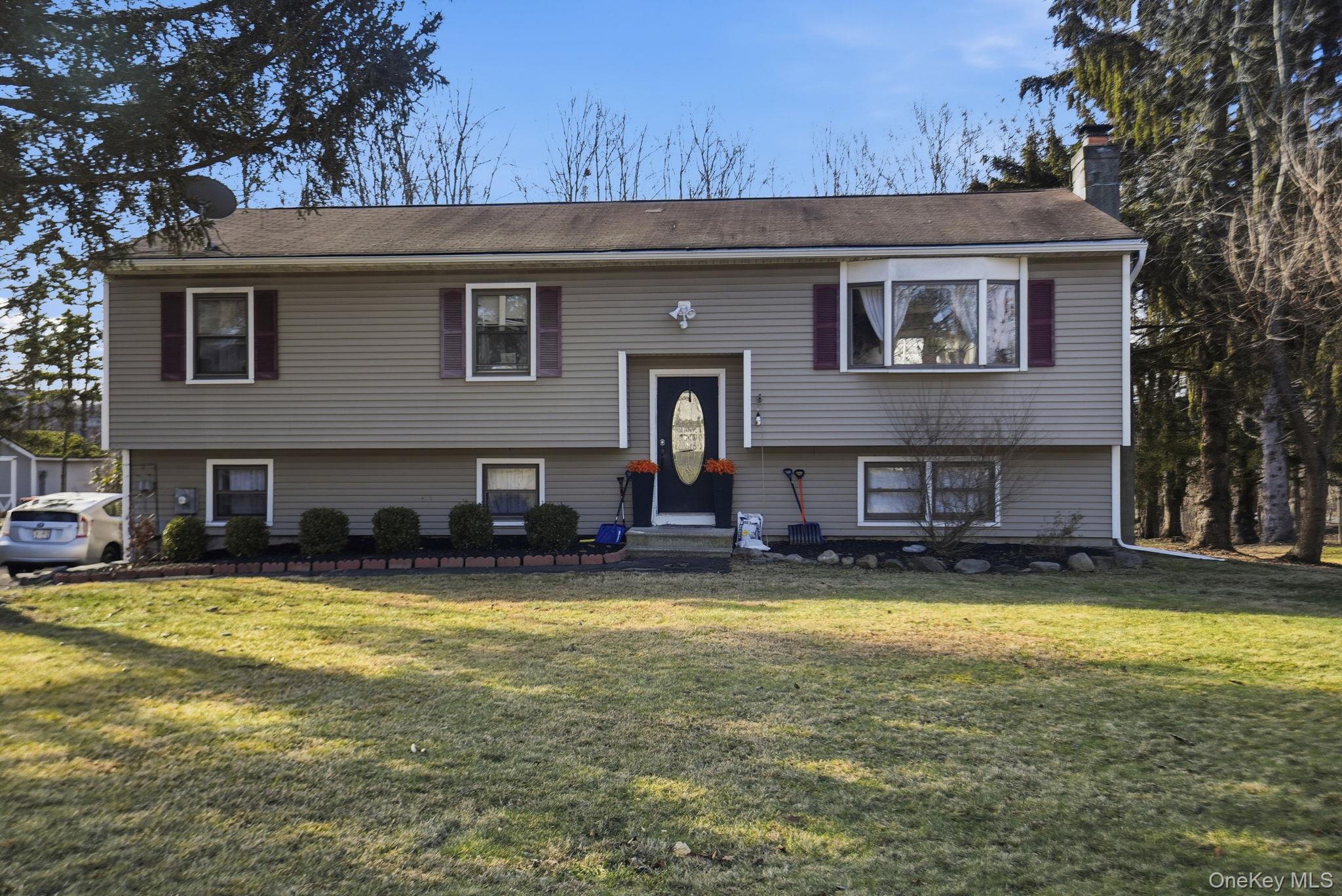 7 Magnolia Drive, Wappingers Falls, NY 12590