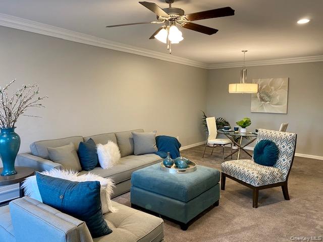 1525 August Road # 1525, North Babylon, NY 11703