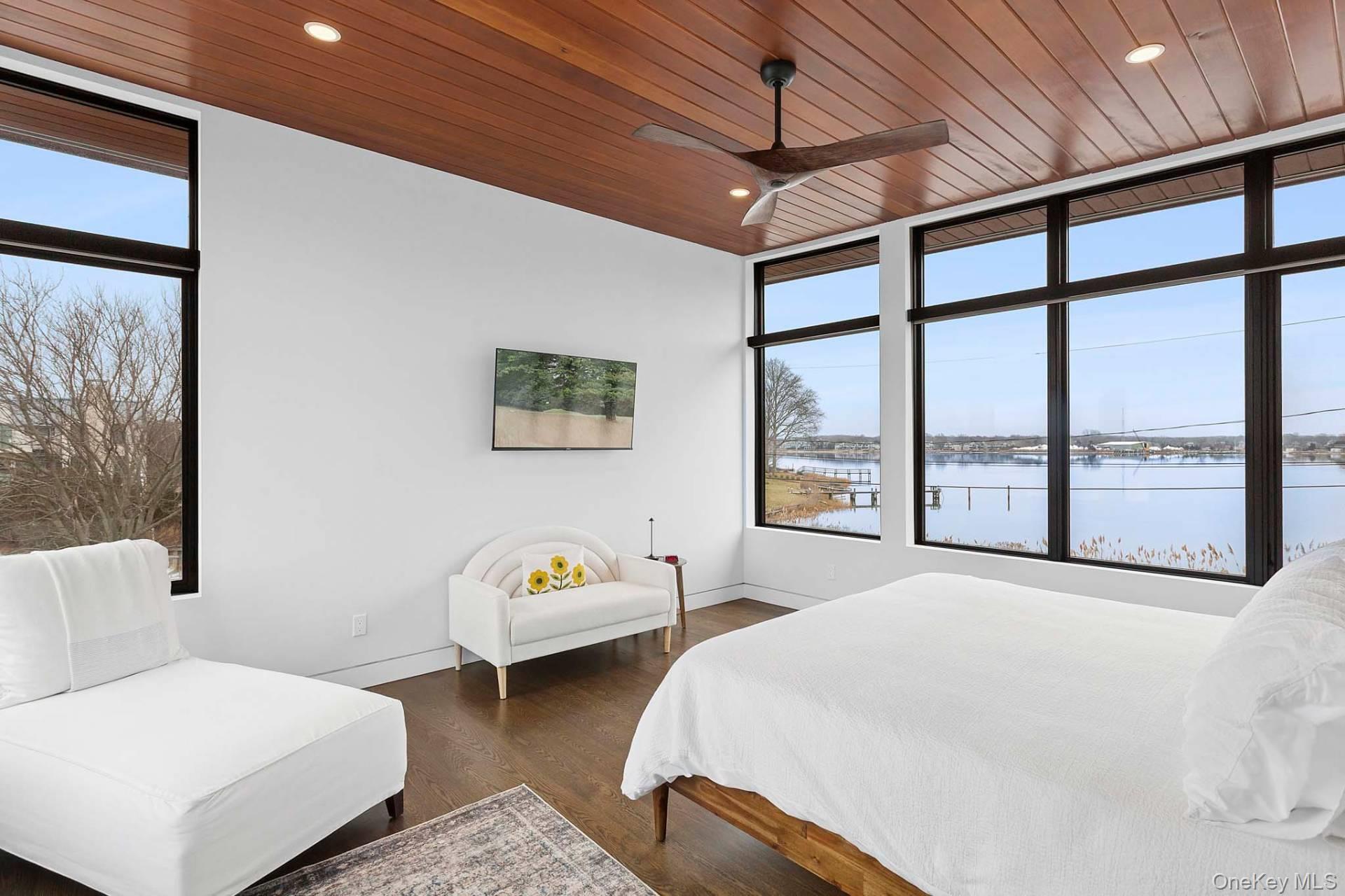 61 Harbor Drive, Sag Harbor, NY 11963