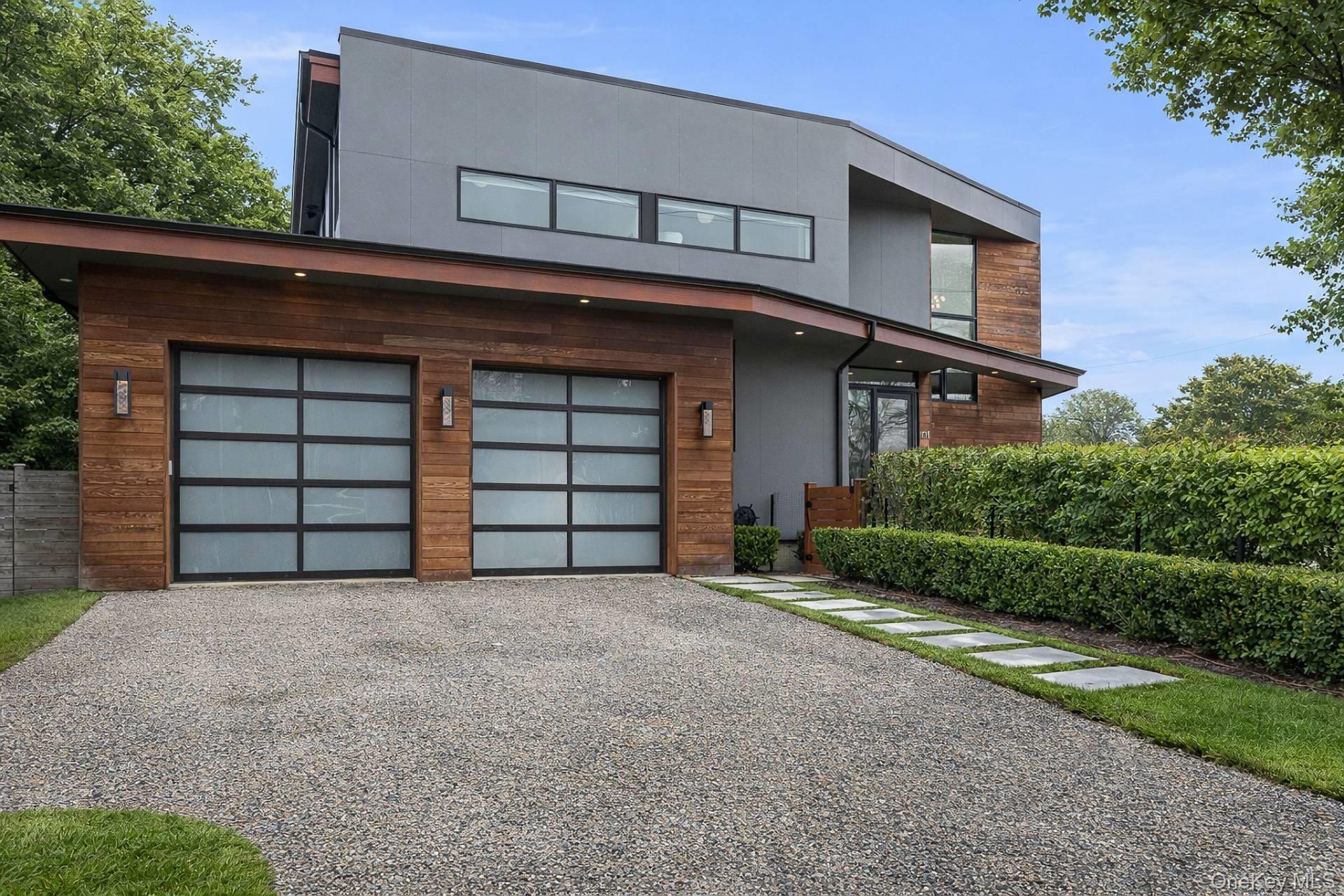 61 Harbor Drive, Sag Harbor, NY 11963