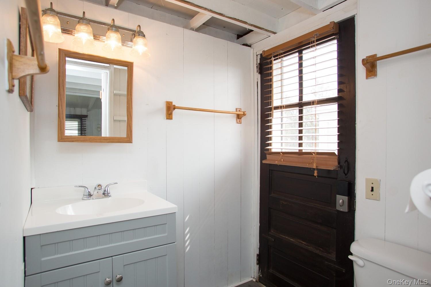 39 Point Road, Westhampton Beach, NY 11978