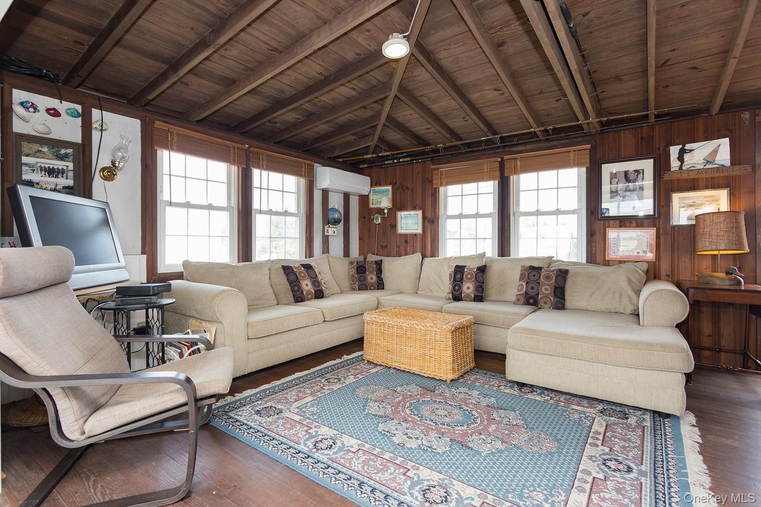 39 Point Road, Westhampton Beach, NY 11978